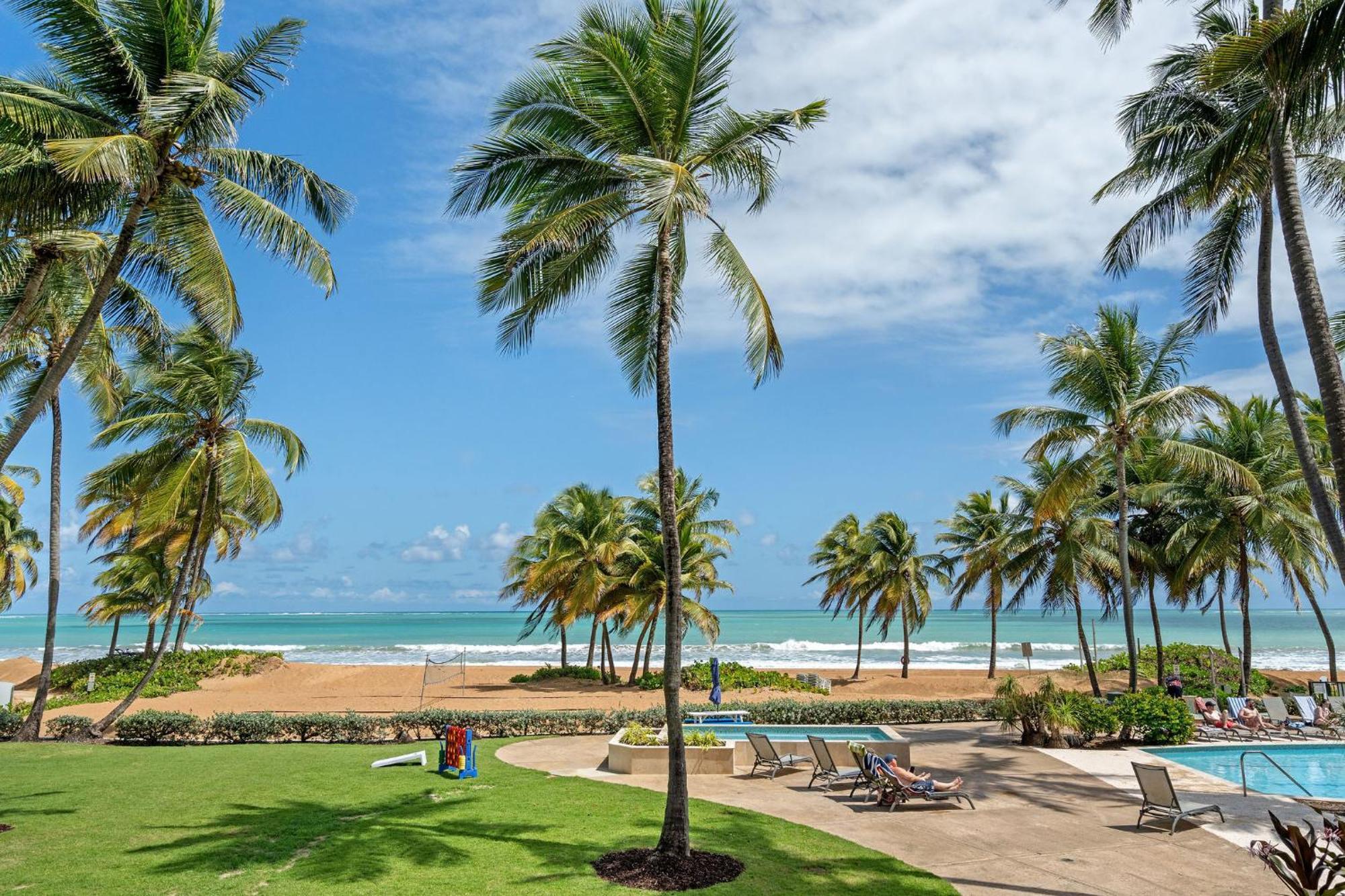 Beachfront Villa In The Rio Mar Resort Río Grande Eksteriør billede